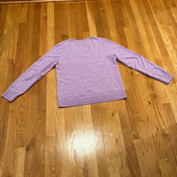 Sweater - Picture 6 of 7